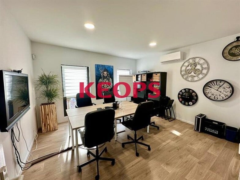 57 Route De Toulouse, Cugnaux for lease - Interior Photo - Image 1 of 13