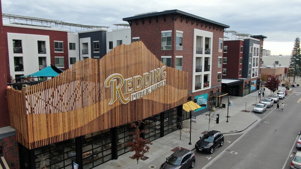 1551 Market St, Redding, CA à louer - Photo du bâtiment - Image 2 de 24