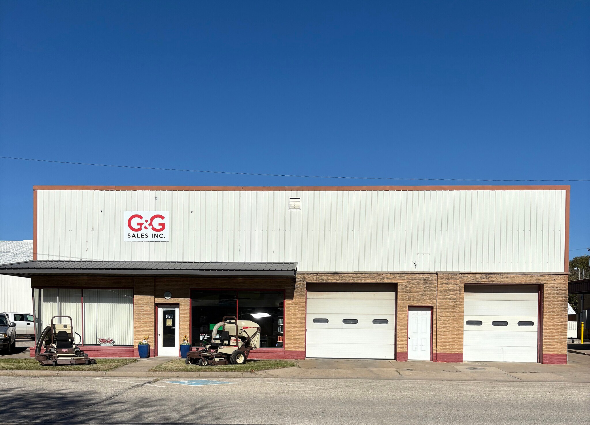 210 W Cole St, Moundridge, KS à vendre Photo principale- Image 1 de 12