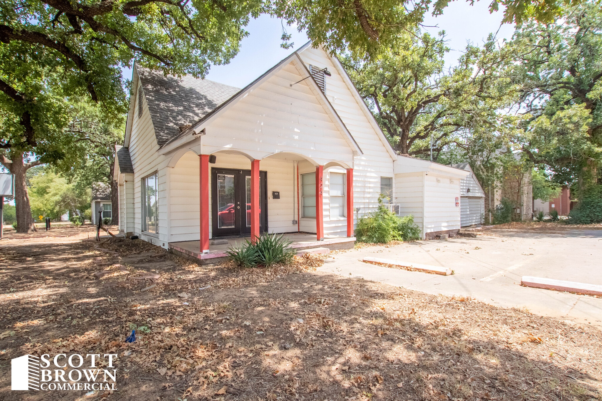 424 Bryan St, Denton, TX à vendre Photo du bâtiment- Image 1 de 26