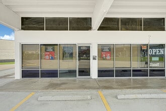 1009 NASA Road 1, Webster, TX for lease Interior Photo- Image 2 of 13