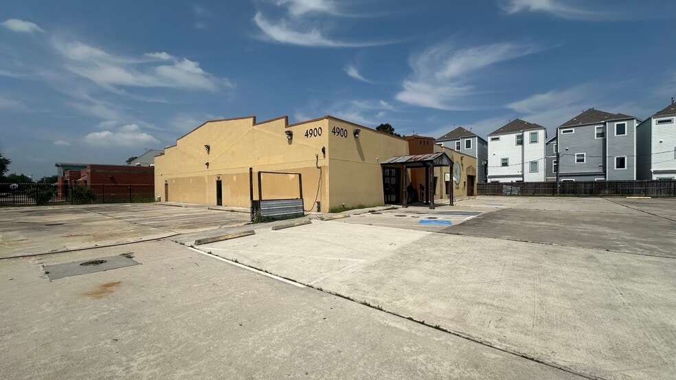 4900 N Shepherd St, Houston, TX for lease - Building Photo - Image 3 of 10