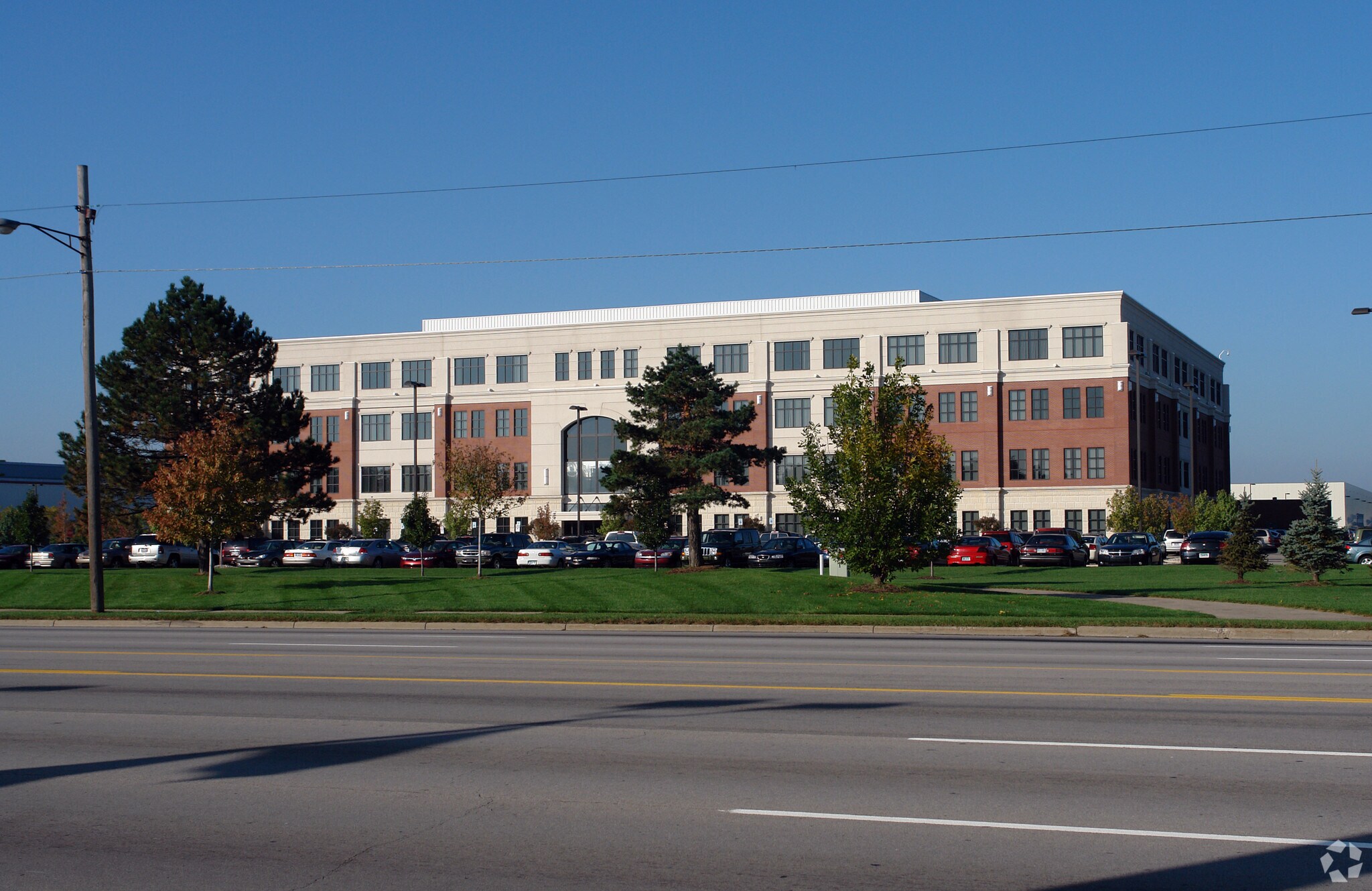 28405 Van Dyke Ave, Warren, MI for lease Building Photo- Image 1 of 10