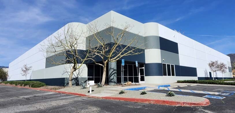 4985 Hallmark Park, San Bernardino, CA à vendre - Photo du bâtiment - Image 2 de 7