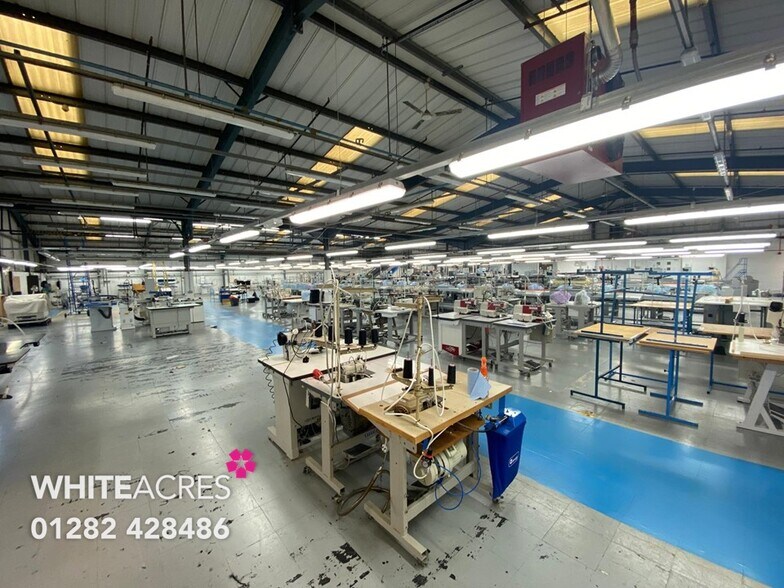 Waterford St, Nelson à vendre - Photo intérieure - Image 2 de 10