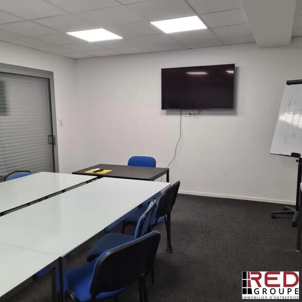 2390 A Route Des Milles, Éguilles for lease - Building Photo - Image 3 of 3