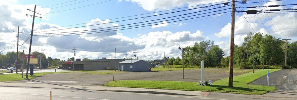 16585 Conneaut Lake Rd, Meadville, PA for sale - Building Photo - Image 1 of 1
