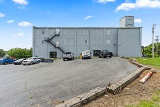 Plus de détails pour 133 S Burhans Blvd, Hagerstown, MD - Industriel à vendre