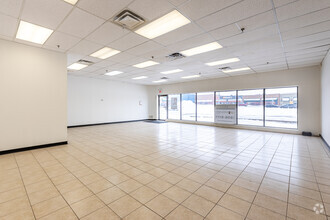 2625 Weston Rd, Toronto, ON for lease Interior Photo- Image 2 of 4