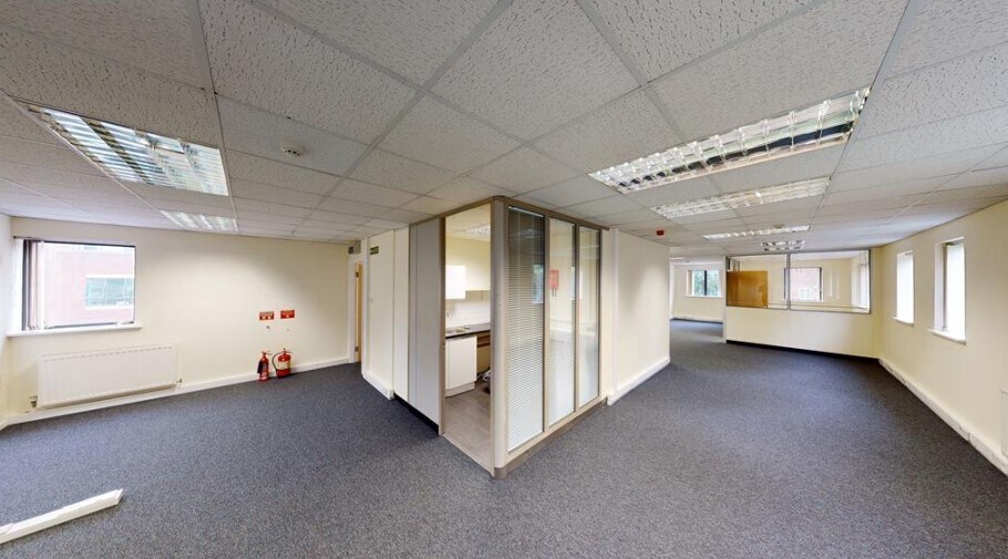 Trinity Pl, Sutton Coldfield, WMD B72 1TX - Unité 7 - - Photo intérieure - Image 2 of 2