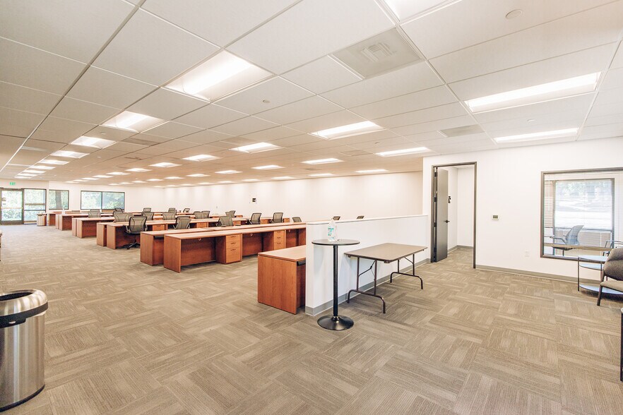 7600-7646 SW Mohawk St, Tualatin, OR à louer - Photo du bâtiment - Image 3 de 10