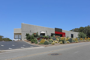 Carlsbad Distribution Center - Entrepôt