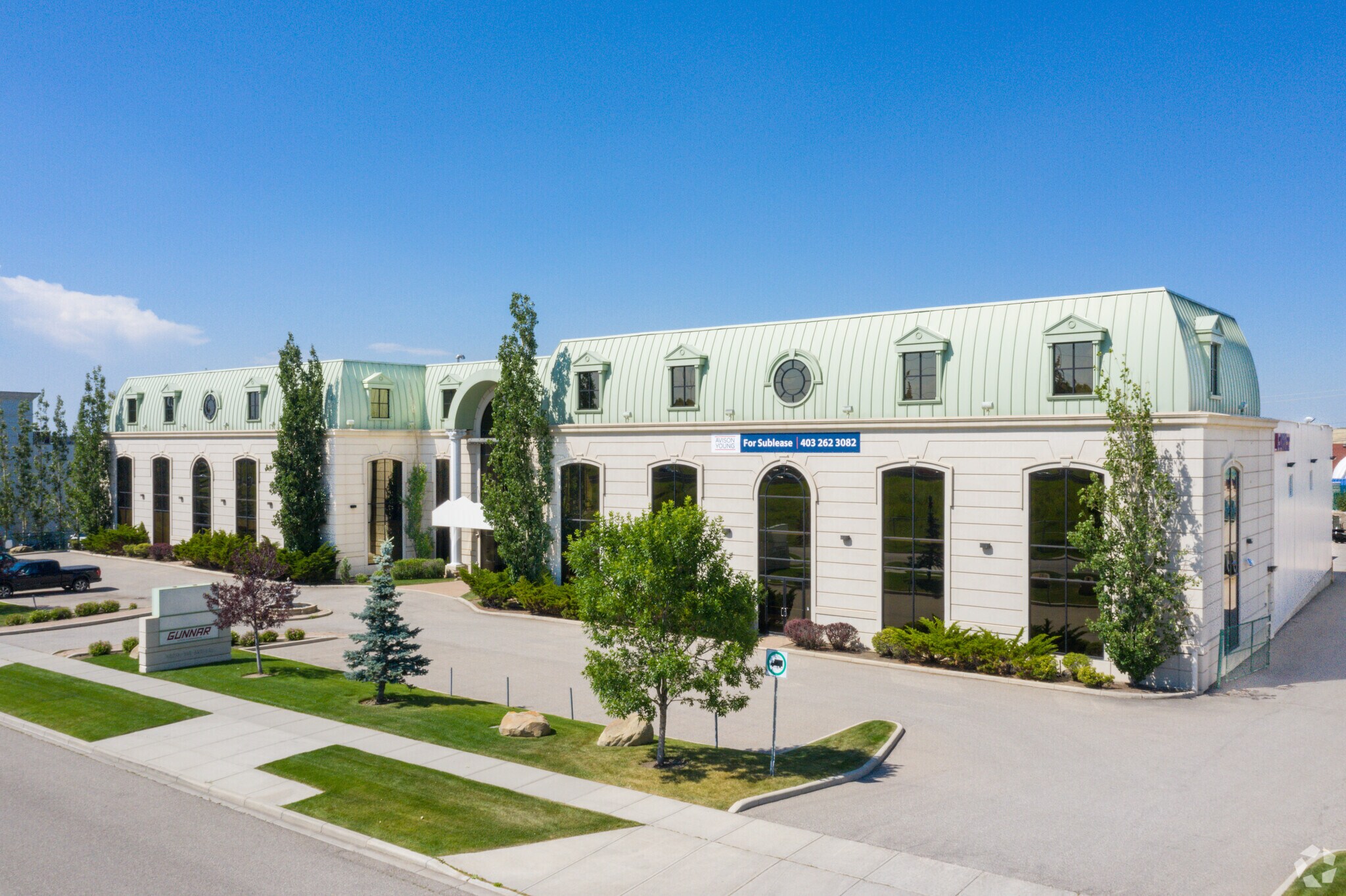 3220 118th Ave SE, Calgary, AB for sale Primary Photo- Image 1 of 1