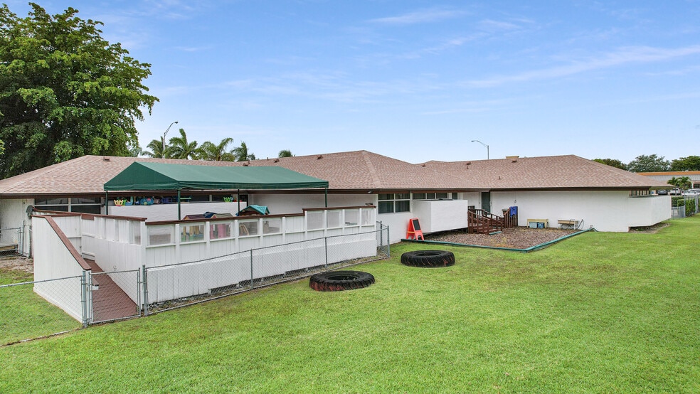 13291 SW 42nd St, Miami, FL for sale - Building Photo - Image 2 of 13