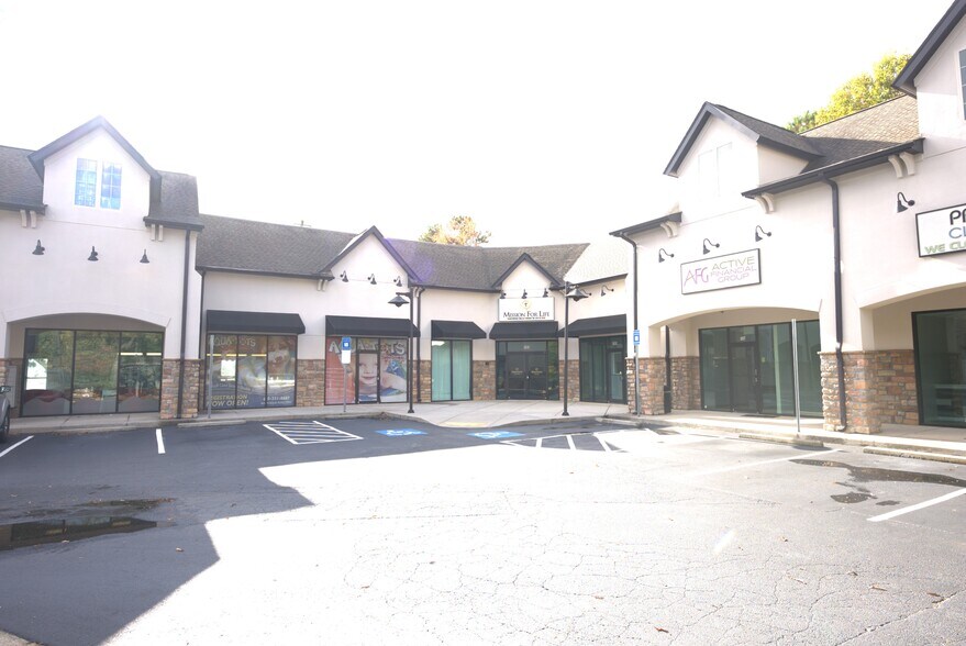 2655 N Cobb Pky, Kennesaw, GA à louer - Photo du bâtiment - Image 3 de 10