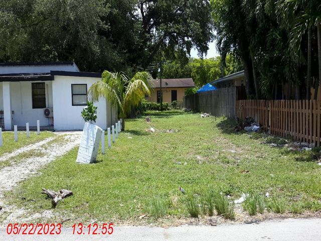 6040 Arthur St, Hollywood, FL à vendre - Photo du bâtiment - Image 2 de 3