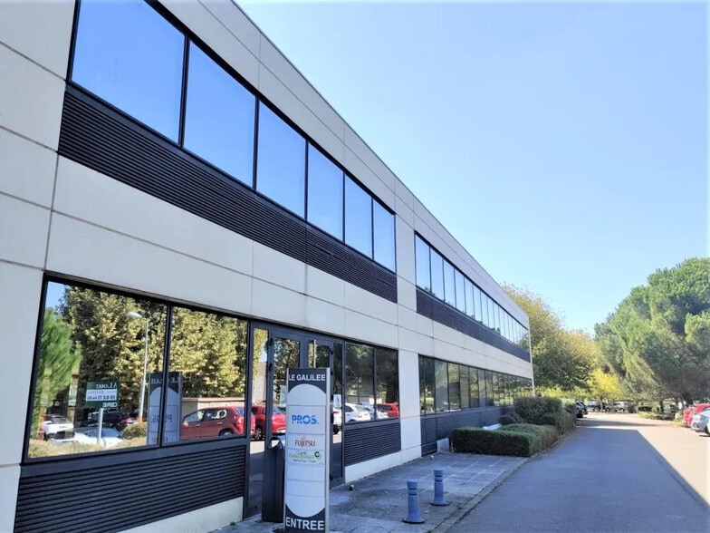 Office in Labège for lease - Building Photo - Image 2 of 13