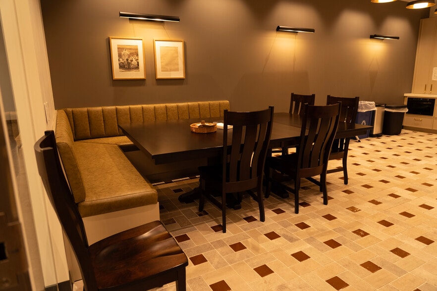 1702 Chapel Hills Dr, Colorado Springs, CO for sale - Building Photo - Image 3 of 32