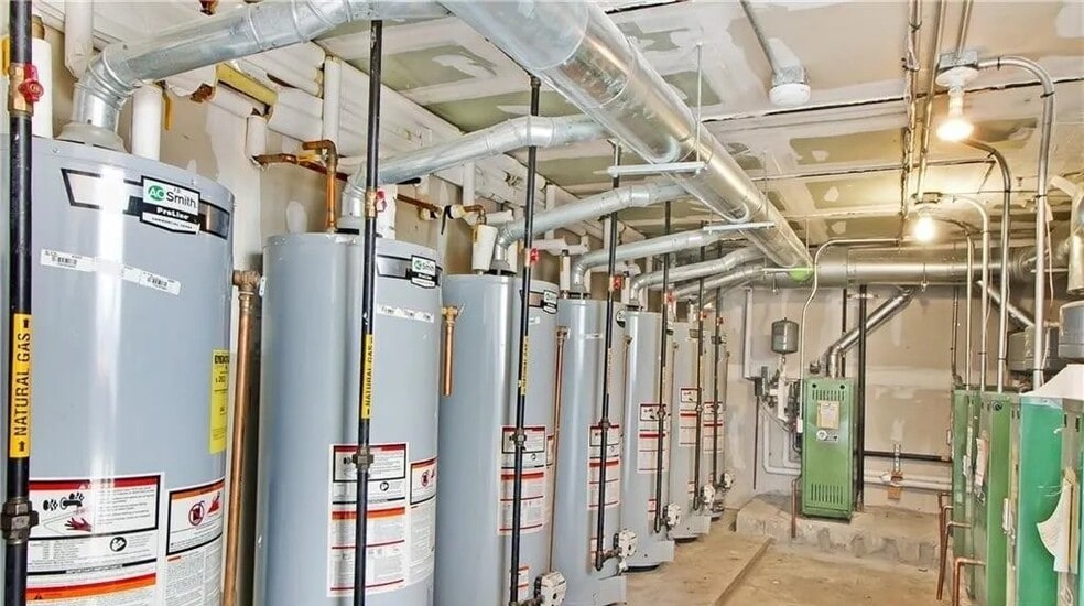 780 Livonia Ave, Brooklyn, NY à vendre - Photo du bâtiment - Image 2 de 4