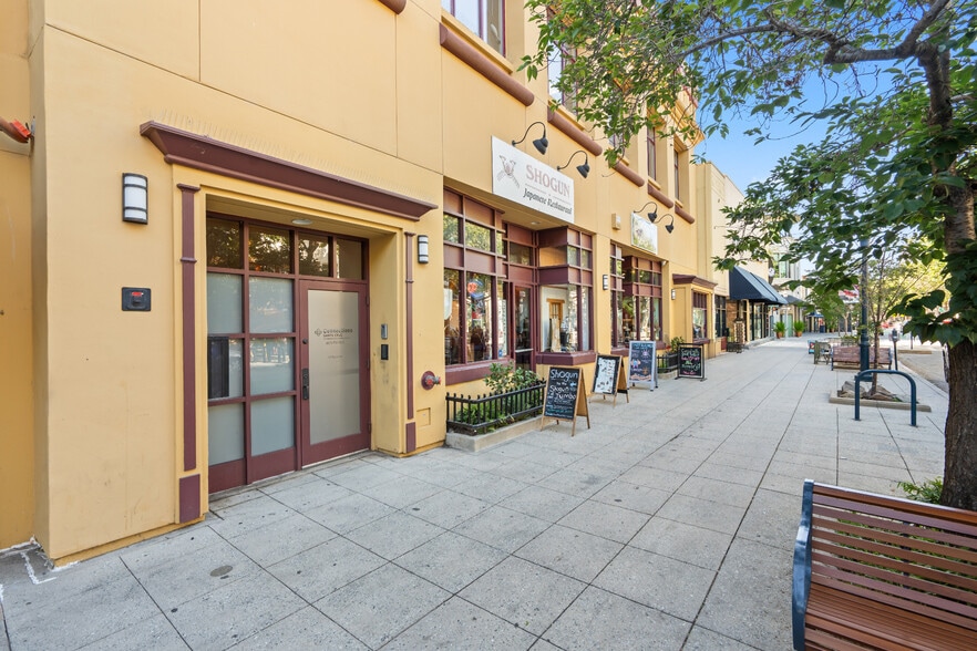 1125 Pacific Ave, Santa Cruz, CA à vendre - Photo du bâtiment - Image 3 de 23