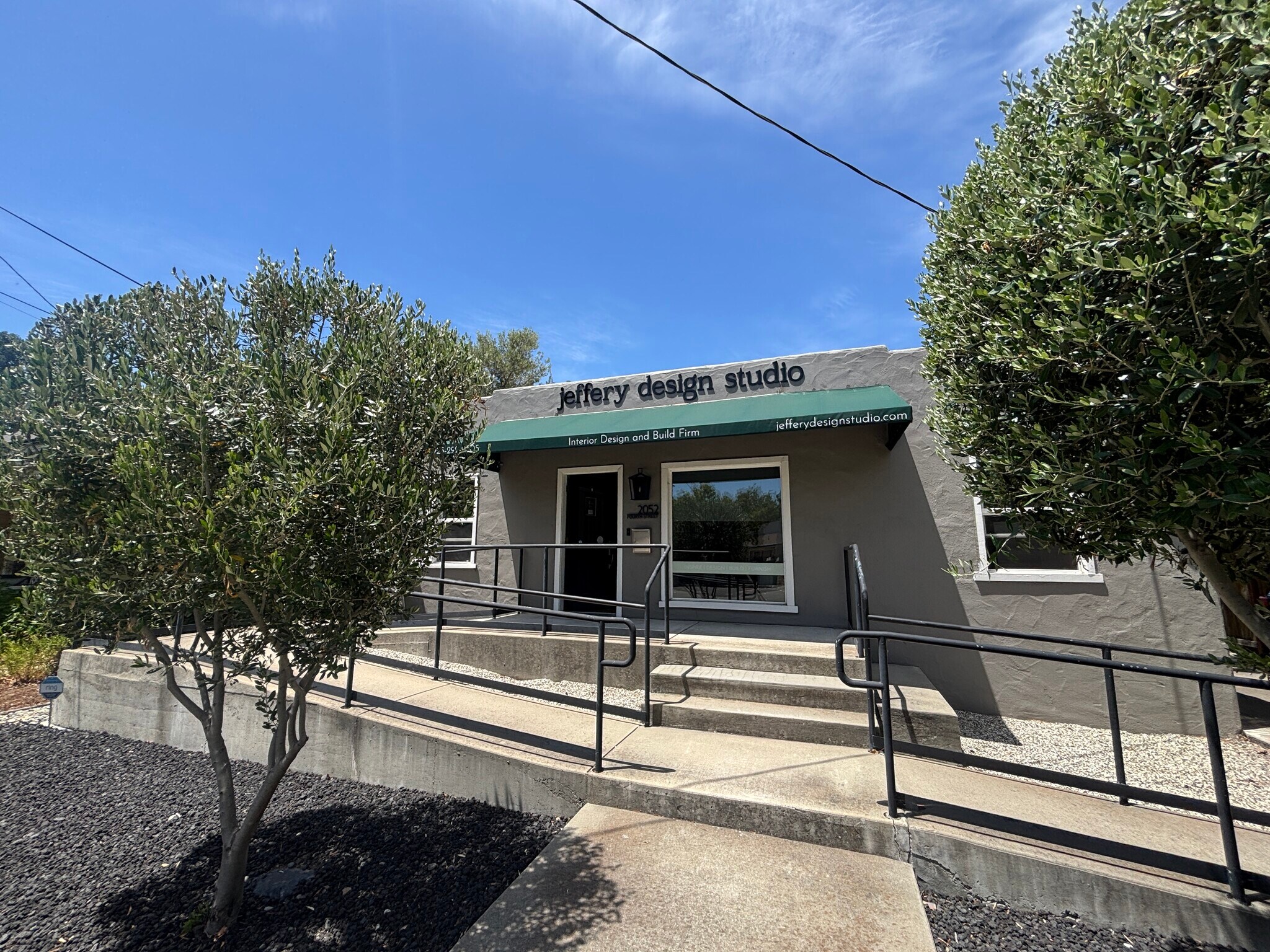 2052 4th St, Livermore, CA à louer Photo du bâtiment- Image 1 de 14