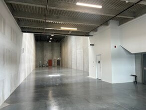 8710 Barnard St, Vancouver, BC for lease Interior Photo- Image 2 of 8