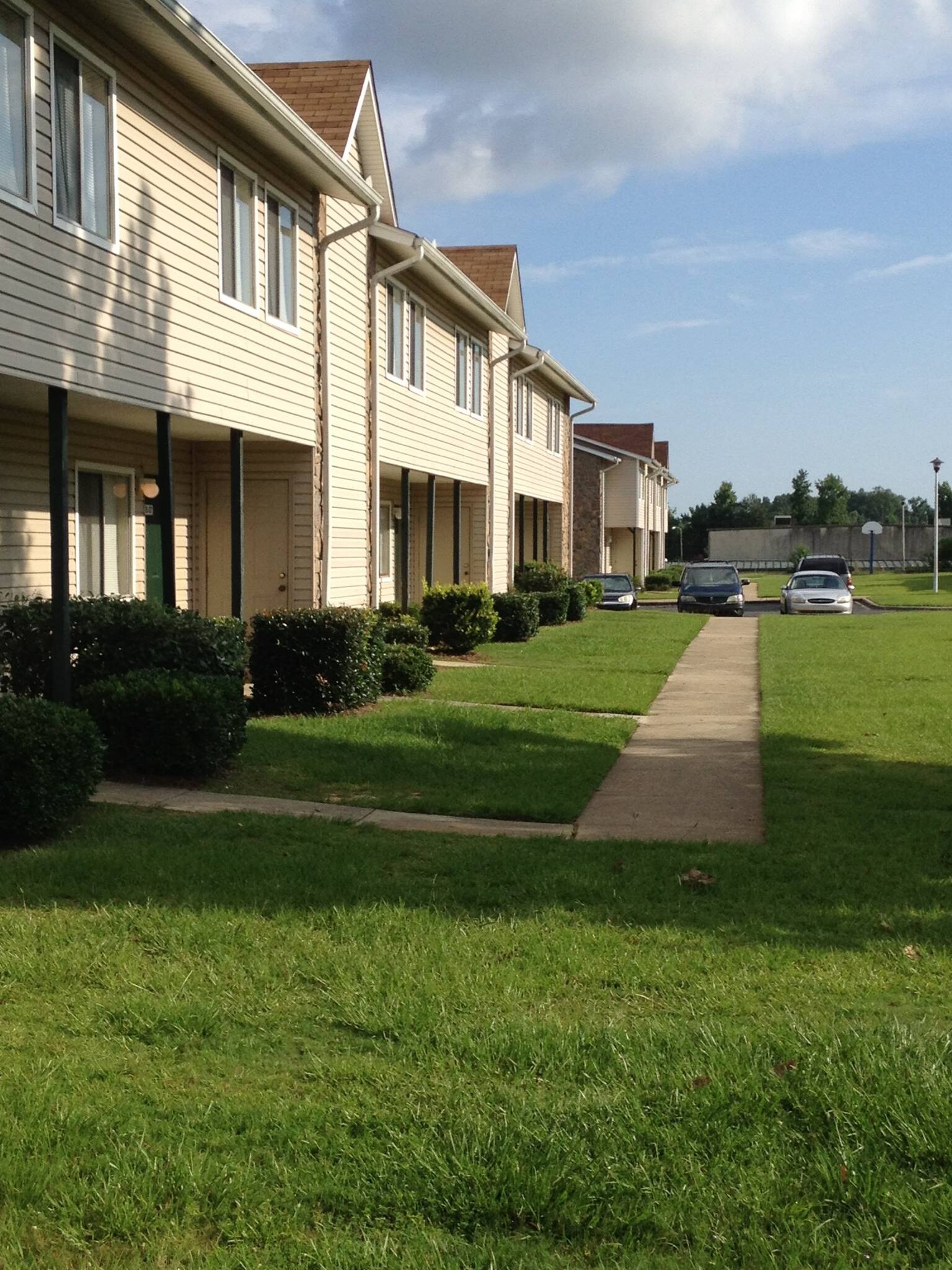 401 W Inez Rd, Dothan, AL for sale Primary Photo- Image 1 of 8