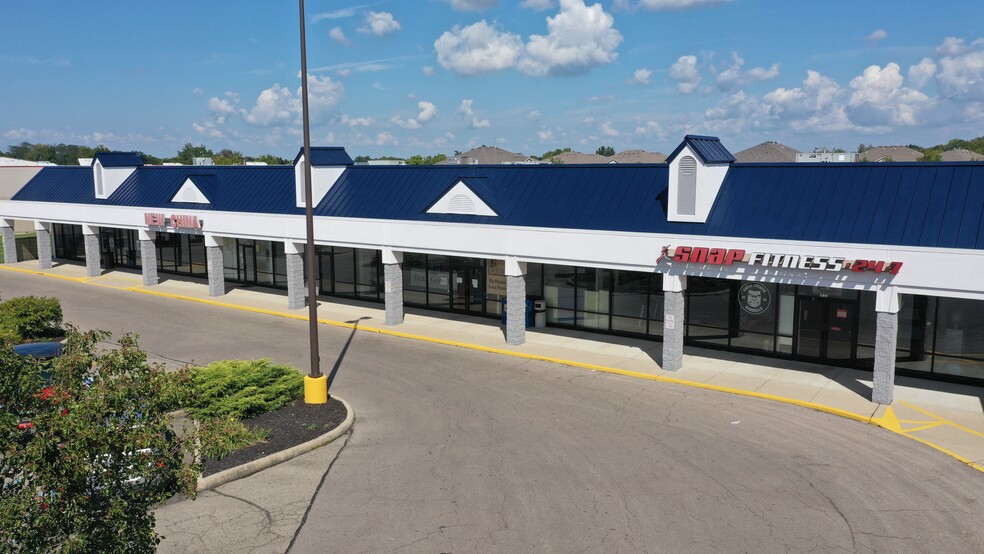 1900 W Park Sq, Xenia, OH for lease - Building Photo - Image 2 of 8