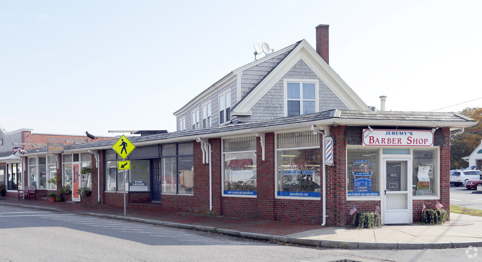 667-681 Main St, Dennis Port, MA à vendre - Photo principale - Image 1 de 1