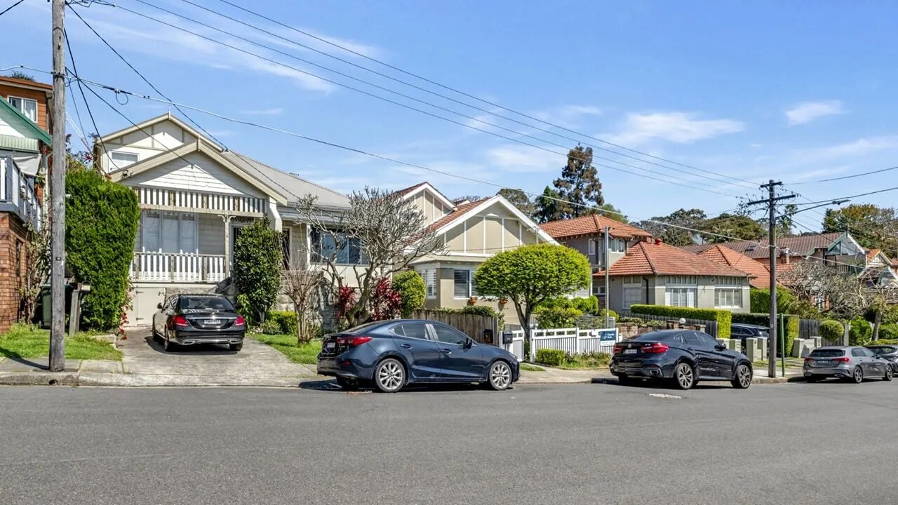 76-82 Awaba St, Mosman for sale Primary Photo- Image 1 of 8