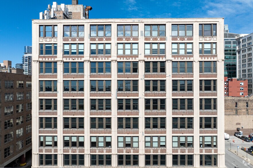 328 S Jefferson St, Chicago, IL à louer - Photo du bâtiment - Image 2 de 26