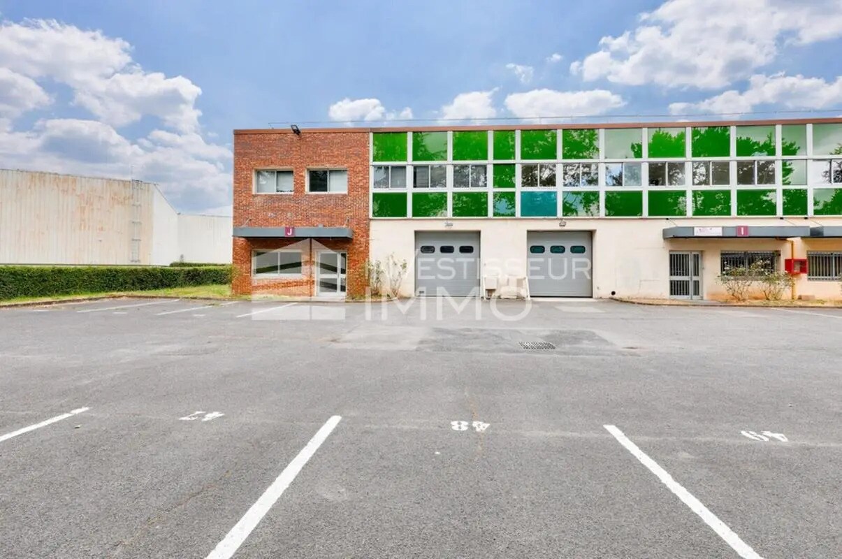 Flex dans Les Ulis à louer Photo du bâtiment- Image 1 de 4