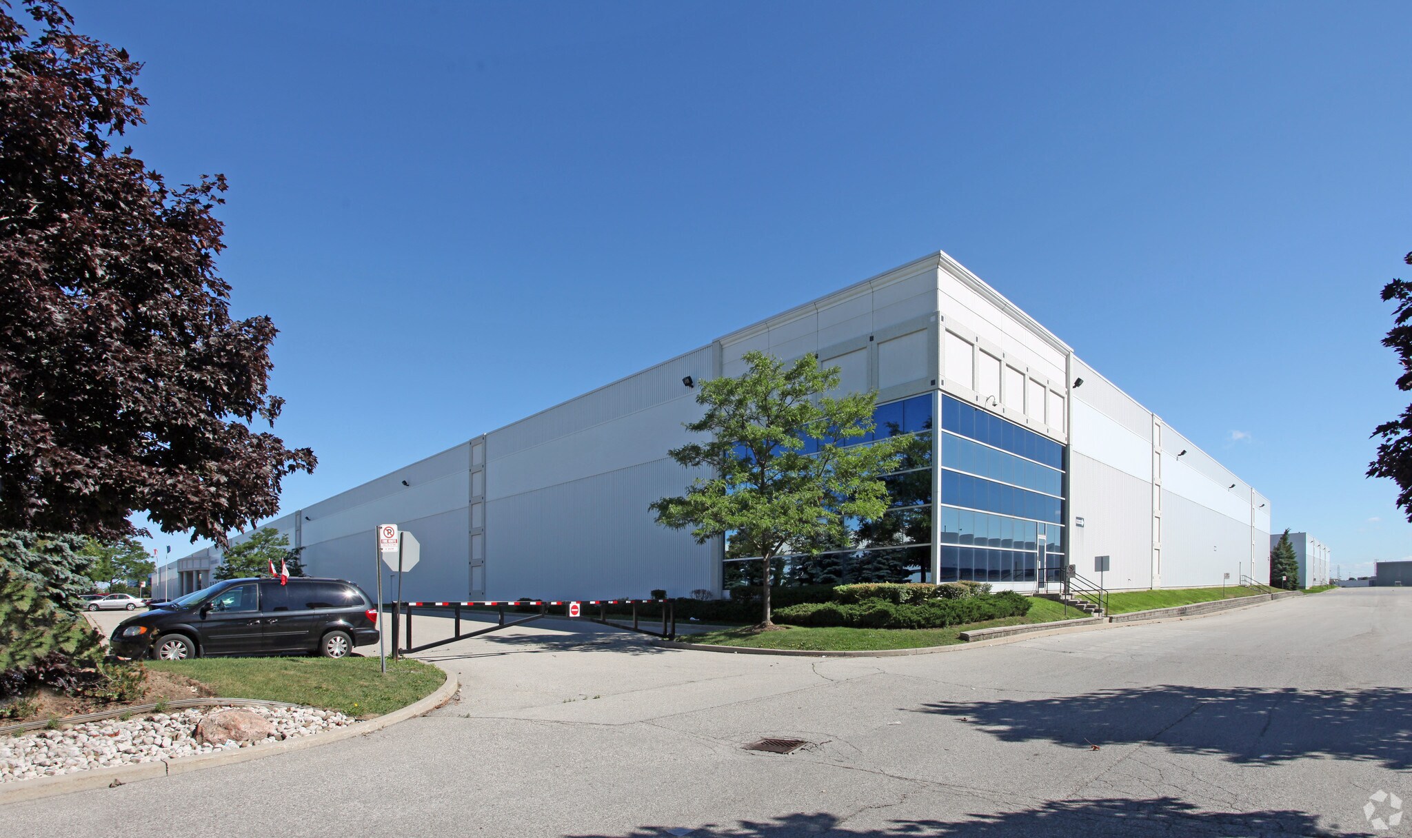 6335 Edwards Blvd, Mississauga, ON for sale Primary Photo- Image 1 of 1