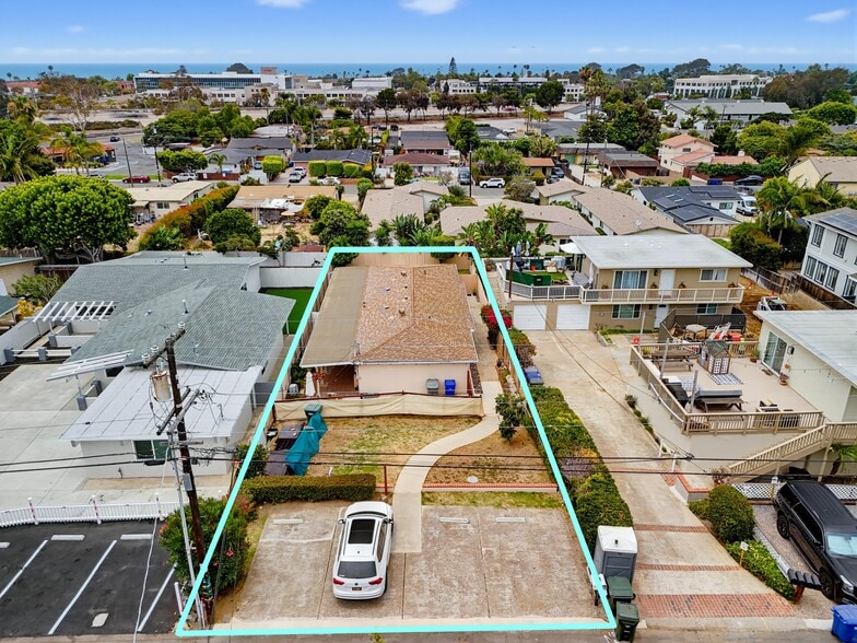 1090 Gardena Rd, Encinitas, CA for sale - Building Photo - Image 3 of 12