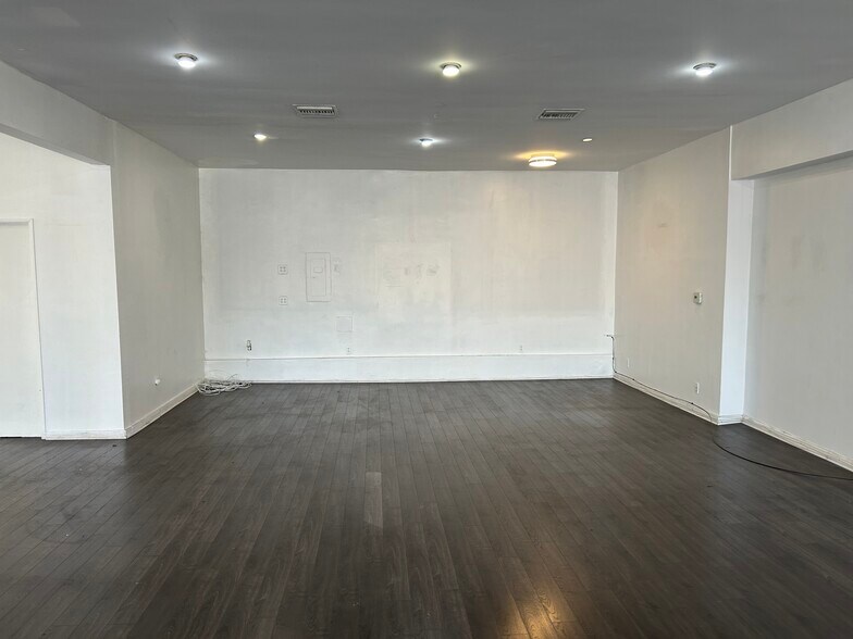 337-355 N La Cienega Blvd, Los Angeles, CA à louer - Photo du bâtiment - Image 2 de 17