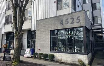 4525 Rainier Ave S, Seattle, WA for lease Building Photo- Image 1 of 3
