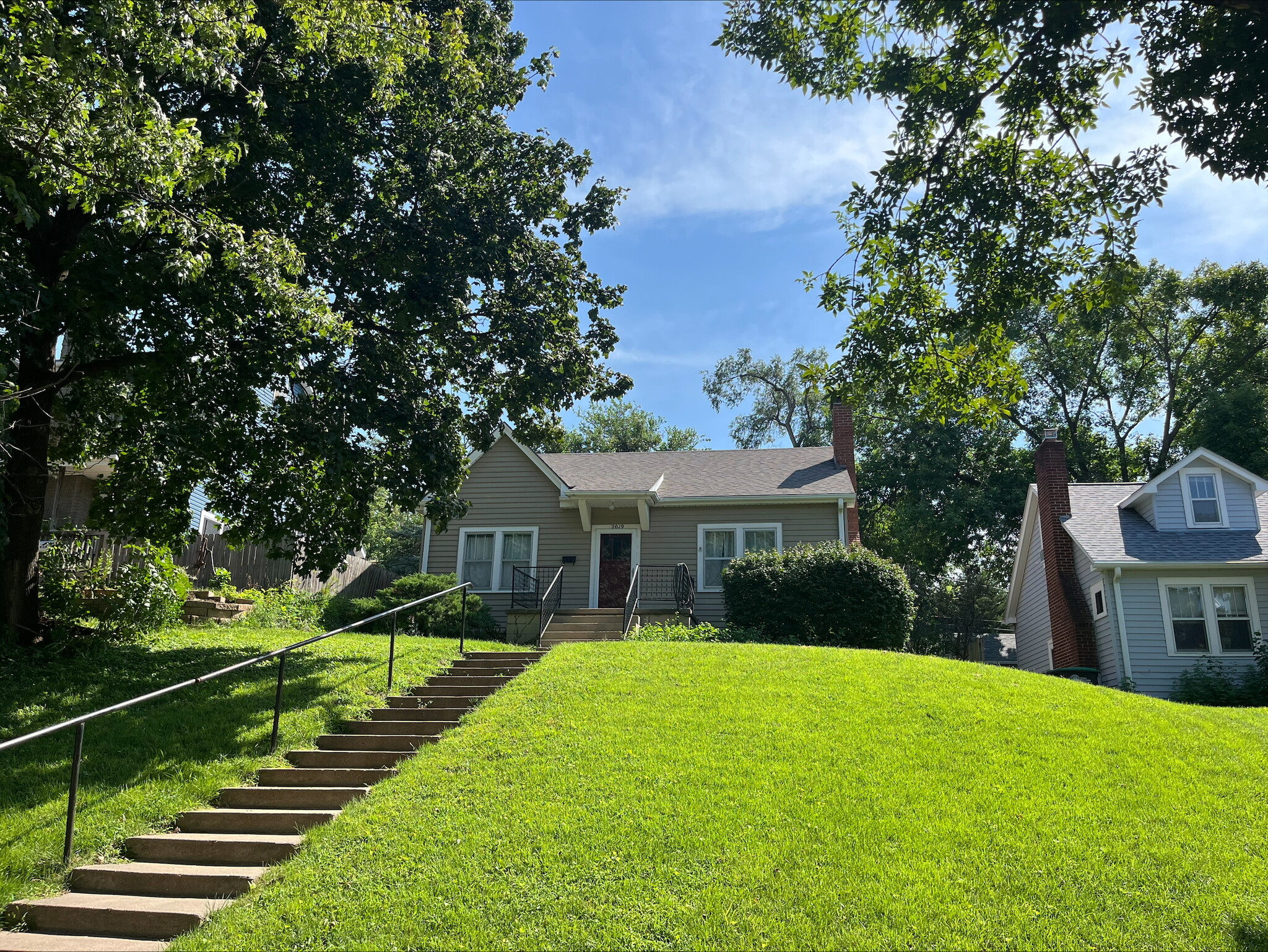 2019 N 51st St, Omaha, NE à vendre Photo principale- Image 1 de 2