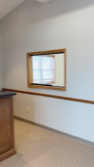 958 Mezzanine Dr, Lafayette, IN à louer - Vidéo sur l’inscription commerciale - Image 2 de 9