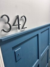 340-358 S Raleigh St, Holly Springs, NC à louer Photo intérieure- Image 1 de 2