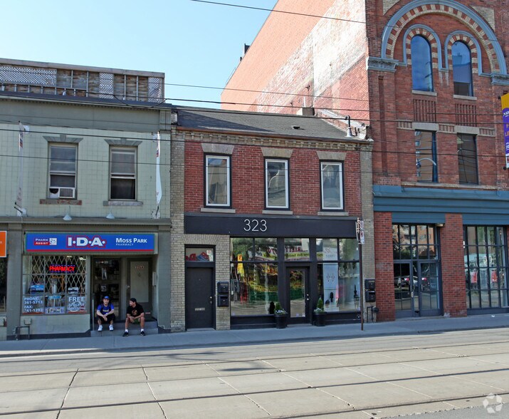 323 Queen St E, Toronto, ON à vendre - Photo principale - Image 1 de 1