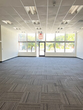 14116-14120 Magnolia Blvd, Sherman Oaks, CA for lease Interior Photo- Image 1 of 6