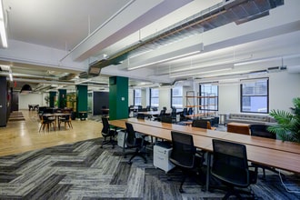 9 Times Sq, New York, NY for lease Interior Photo- Image 1 of 4