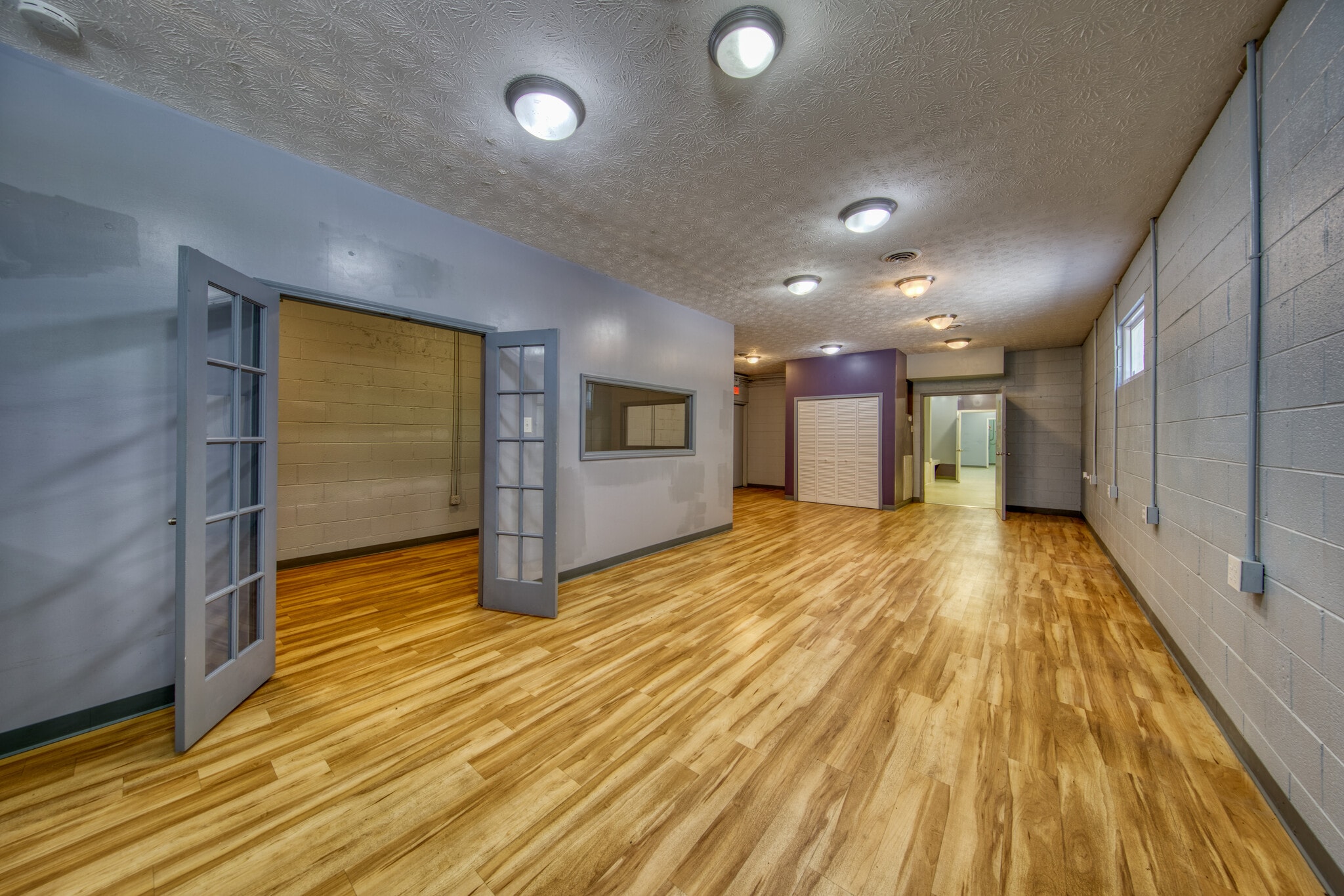 5403 Western Ave, Knoxville, TN for lease Interior Photo- Image 1 of 15