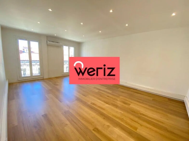 Office in Marseille for lease - Interior Photo - Image 1 of 8