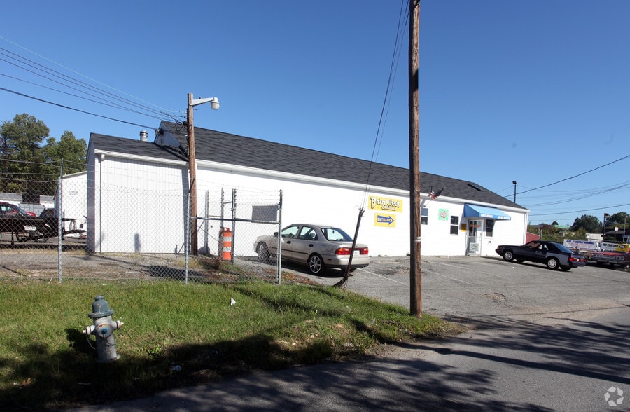 9020 Clinton St, Clinton, MD for lease - Building Photo - Image 2 of 2