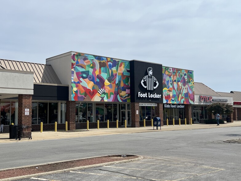 100-275 W 87th St, Chicago, IL à louer - Photo du bâtiment - Image 2 de 7