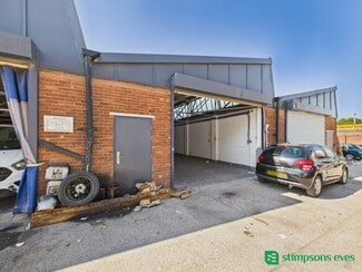 Plus de détails pour 328 Selbourne Rd, Luton - Industriel à louer