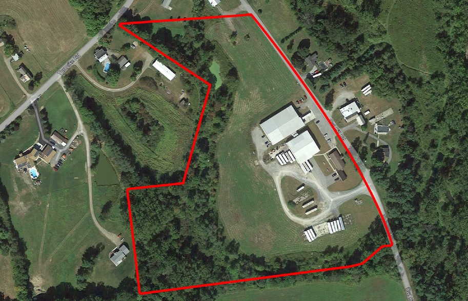 62 Owlkill Rd, Eagle Bridge, NY for sale - Building Photo - Image 1 of 5