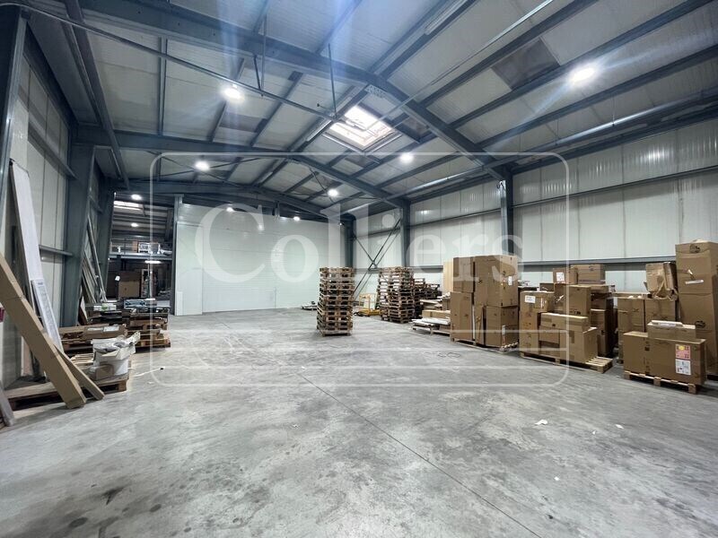 Flex in Gardanne for lease Interior Photo- Image 1 of 8