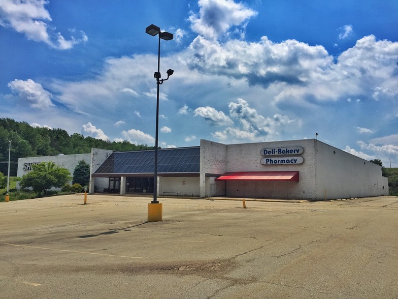 4589 State Route 136, Greensburg, PA for sale - Building Photo - Image 1 of 1